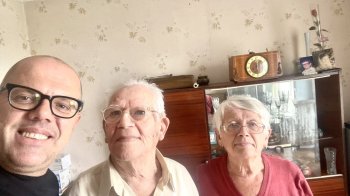 Дожили до більше 100 літ і отримали по 5 тисяч гривень: на Львівщині привітали довгожителів