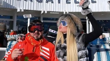 «Вова, їб*ш їх бл**ь» та шампанське за 70 тис. грн: деталі скандальної гулянки «Міс Україна Всесвіт» та її чоловіка