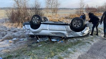 Три ДТП за ранок у Золочівському районі: одне авто перекинулося на дах