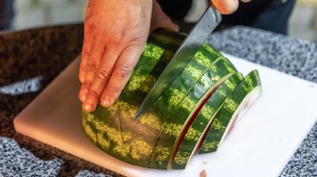 Маринований кавун: рецепт пікантної закуски
