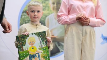 У Львові відбувся аукціон задля порятунку 7-річного Богдана Ільківа