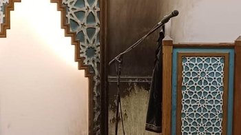 У Львові невідомий кинув у мечеть дві пляшки із запалювальною сумішшю