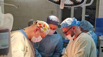 У Золочеві врятували пацієнта, в якого після падіння стався розрив нирки