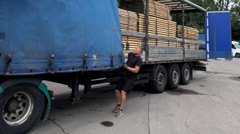 Деревину дуба на 1 млн грн намагалися контрабандою вивезти зі Львівщини