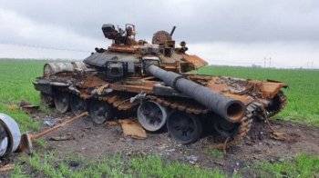 Львівські тероборонівці показали, як знищили російський танк (відео)