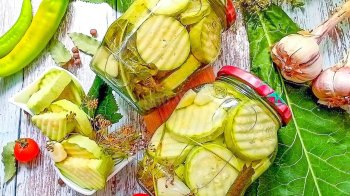 мариновані кабачки