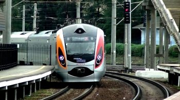 Цього місяця з Польщі до Рави-Руської почне курсувати міжнародний потяг