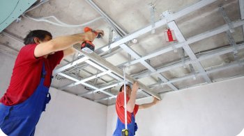 У Франківській адміністрації Львова встановлять навісну стелю за майже мільйон гривень