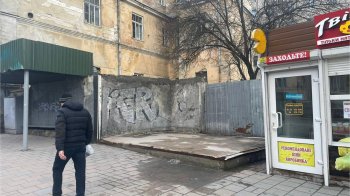 На вулицях Львова власники демонтували ще два МАФи