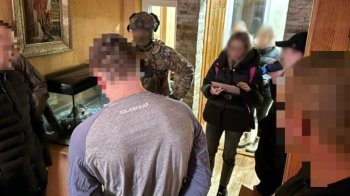 На Львівщині шахраї обікрали людей через фейкові сайти "держдопомоги"