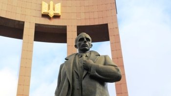 Пам'ятник Степану Бандері у Львові