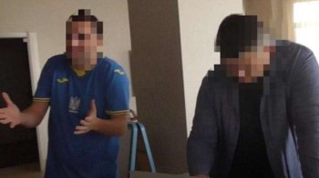 1 млн доларів за посаду керівника Львівської митниці: двоє осіб постали перед судом