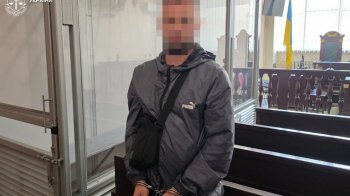 Ще трьох нападників на ТЦК на Сихові помістили під дварту
