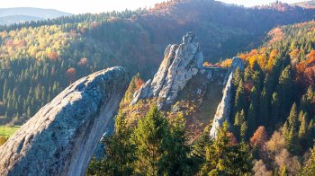 Тустань виявилася найпопулярнішою туристичною локацією Львівщини