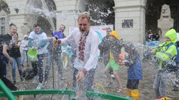 Поливаний понеділок у Львові