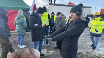 Фермери з організації «Підкарпатське ошукане село» протестували на кордоні з Україною, фото з Twitter організації