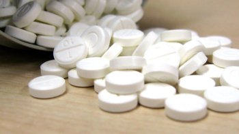 Мешканця Трускавця увʼязнили на понад сім років за збут наркотиків та насильство над матірʼю