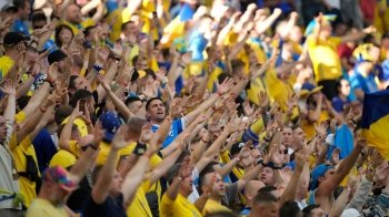 Закрита Італія: українців не пускають на матч збірної