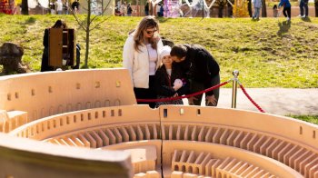 «Світ у мініатюрі» у Львові заговорив голосами персонажів Netflix та Disney