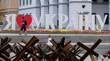 "Тривожний" День Незалежності та другий саміт Кримської платформи: підсумки тижня