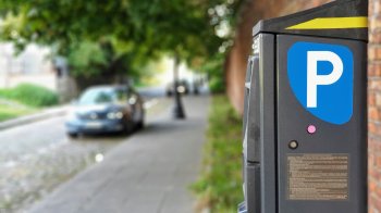 У Львові запрацював новий паркувальний майданчик: графік роботи та ціна