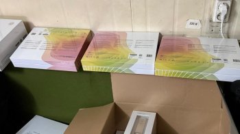 Львівські митники виявили контрабанду косметики та брендового одягу на 700 тис. грн