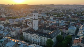 На львівській Ратуші змінили години роботи оглядового майданчика