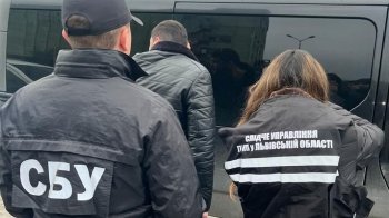 Спіймали «на гарячому»: на Львівщині затримали двох організаторів переправлення ухилянта через кордон