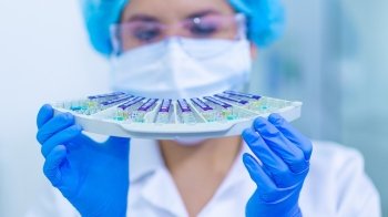 Косметолог, подолог та нутриціолог та інші: хто є хто у медицині