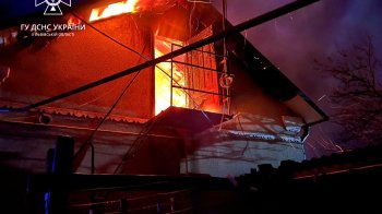 У Червоноградському районі горів будинок (фото)