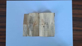 Львівські дослідники знайшли схований під дахом старовинної бойківської хати Декалог ОУН