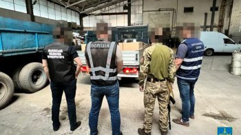 На потреби армії передали понад 330 тисяч пачок сигарет зі Львівщини на майже 10 млн грн