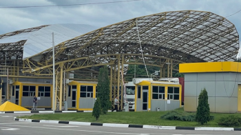 Перевізники масово виписуються з єЧерги на пункті пропуску “Ягодин-Дорогуськ”