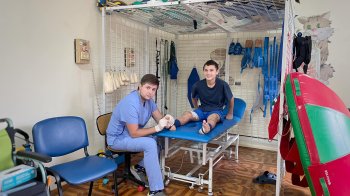 Травми голови та інфаркт мозку: львівські лікарі виходжують 12-річного сироту з Бахмута