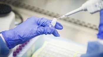 На Львівщині побільшало підозр на штам Дельта