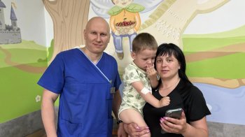 Львівські лікарі вилікували дворічного хлопчика, у якого діагностували запалення кісткового мозку
