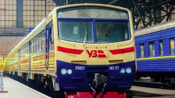 Уже працює у Київ — Ужгород та Дніпро — Трускавець: УЗ повертає воєнізовану охорону поїздів