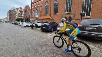 Львівський рятувальник проїхав ульрамарафон у Польщі для допомоги українським колегам (фото)