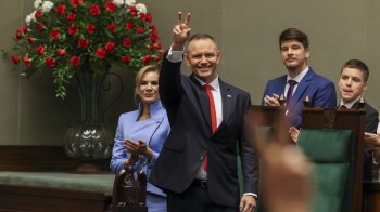 Від імені «ексклюзивної жертви»