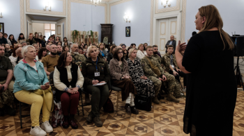 Двох загиблих військових письменників відзначили премією на форумі у Львові