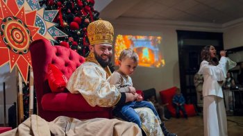 У резиденції Святого Миколая у Львові зібрали 1,6 млн грн на благодійність