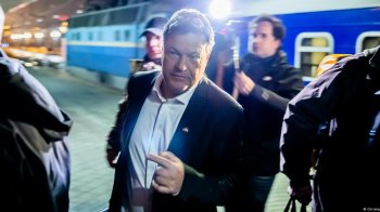 Віцеканцлер Німеччини Габек прибув до Києва, щоб «дати Україні надію»