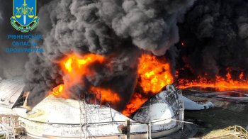 Вночі російські безпілотники вдарили по нафтобазі на Рівненщині