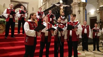 «Кольори і мелодії свободи»: «Дударик» і виставка Патика представили Україну в Хорватії