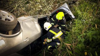 24-річний водій Nissan загинув у перевернутому автомобілі на Львівщині