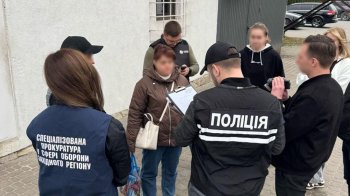 На Львівщині викрили лікарку та викладачку на переправі ухилянтів за кордон