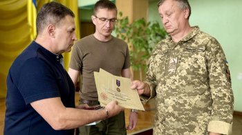 Захисника з Самбірщини посмертно нагородили двома відзнаками та медаллю