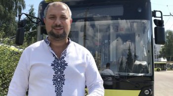 Ексдиректора «Львівелектротрансу» звільнили від відповідальності за збитки у 970 тис. грн