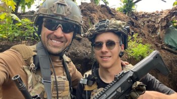 У Києві  попрощалися із загиблим сином українського банкіра 21-річним Остапом Оністратом