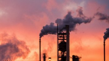 Російські обстріли: ворог пошкодив 4 теплоелектростанції ДТЕК